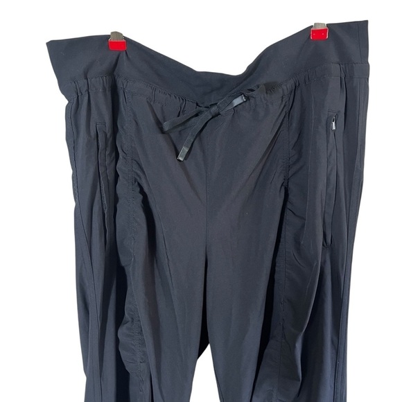 ATHLETA Attitude High Rise Ruched Jogger Pant s/988416-00 - Picture 5 of 11